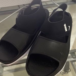 Worn 1 x . Super comfortable
